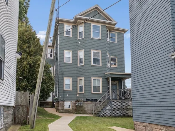 89 Rockland St, Fall River, MA 02724
