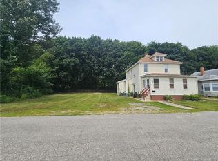 7 Dougherty Ave, Plainfield, CT 06374