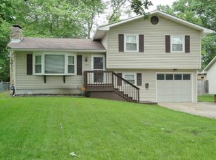 1022 S Sycamore St, Ottawa, KS 66067