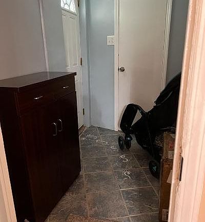 3rd image of 1420 E 52nd St #1