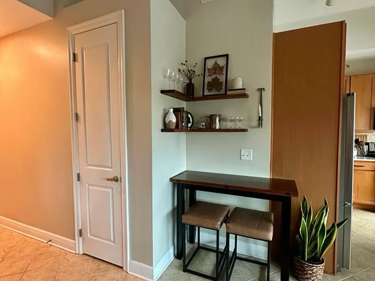 1101 Walnut St #1004 — Photo 10