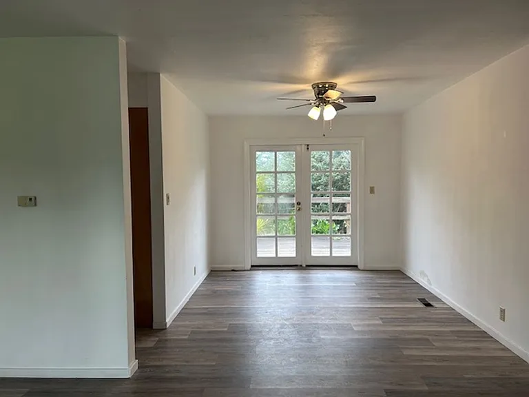 1502 Chapman Ln — Photo 3