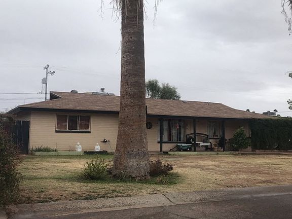 2nd image of 553 E Manor Dr