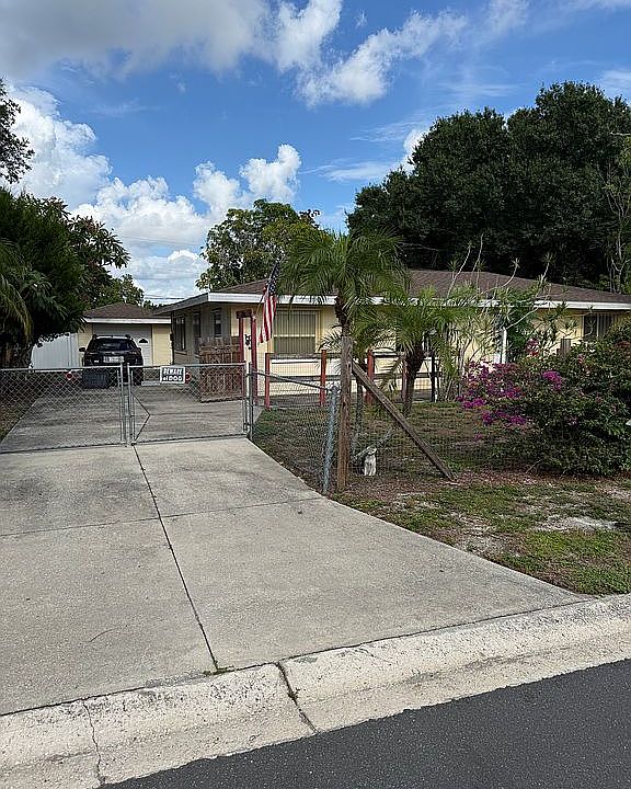 1st image of 3303 3rd St E