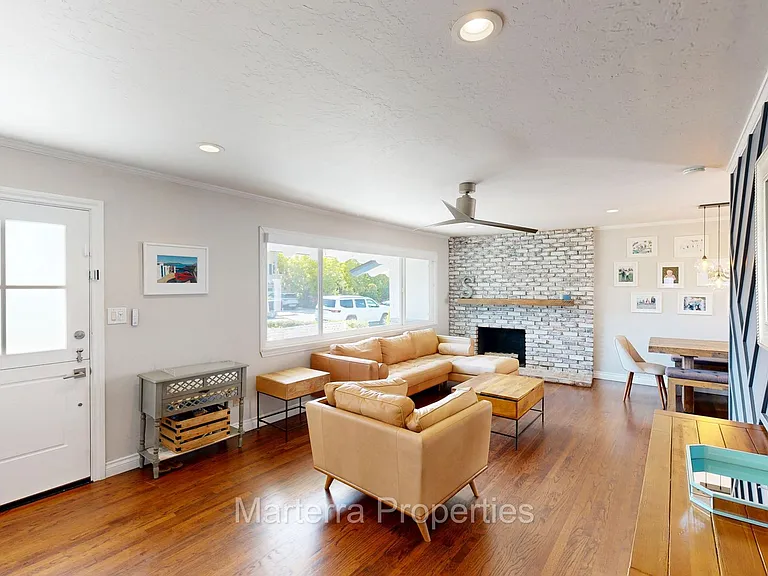 2342 Fordham Dr — Photo 14