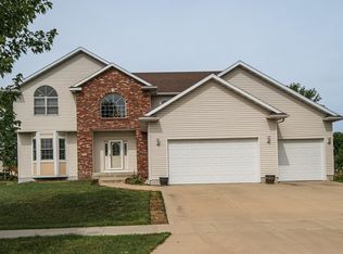 2071 Century View Ln NE, Rochester, MN 55906