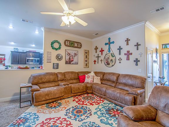 3rd image of 6708 Cattleman Dr