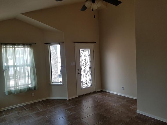 3rd image of 510 Emerald Dunes Pl