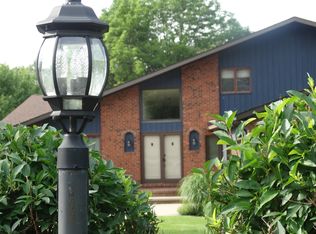 4140 Bunker Ct, North Royalton, OH 44133