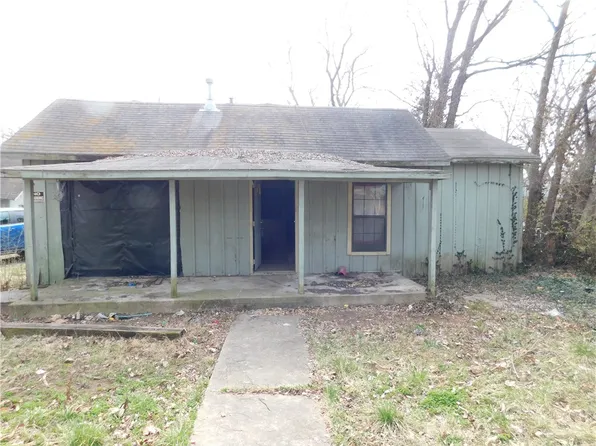 163 Wheeler St, West Fork, AR 72774