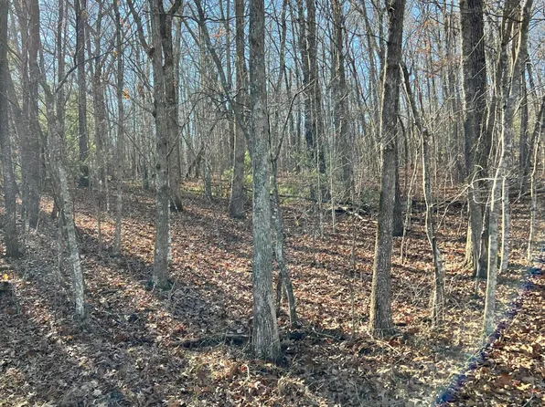 122 Hunterwood Ln, Crossville, TN 38558