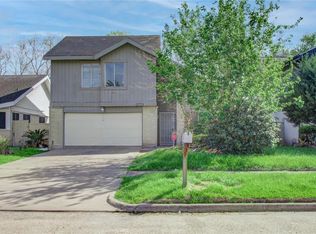 12723 Grand Cross Ln, Houston, TX 77072