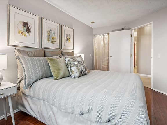 5th image of 480 N McClurg Ct APT 1002