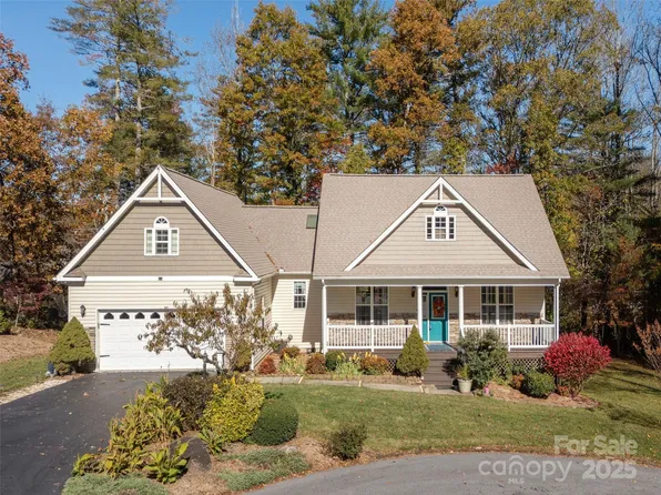 249 Stone House Rd, Hendersonville, NC 28739