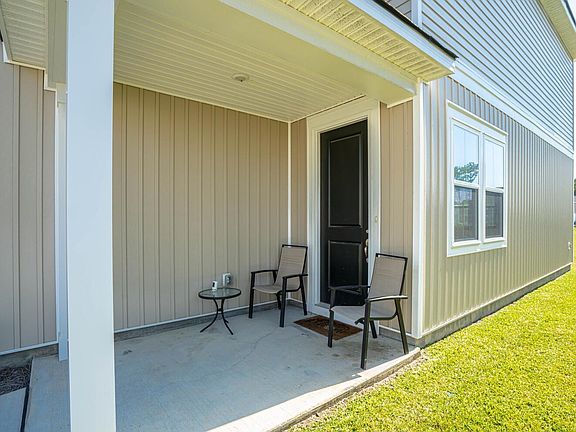 4th image of 3968 Hibiscus Dr.