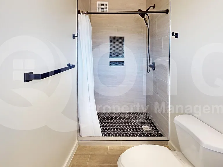 1410 N Desmond Ave — Photo 17