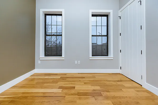 Rented by Nooklyn NYC LLC | media 48