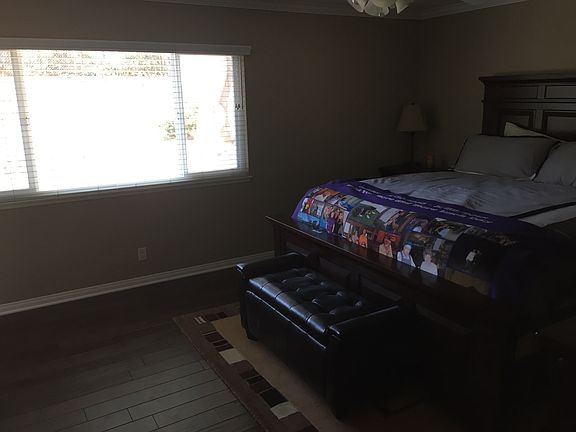 2nd image of 547 W Avenida De Las Flores