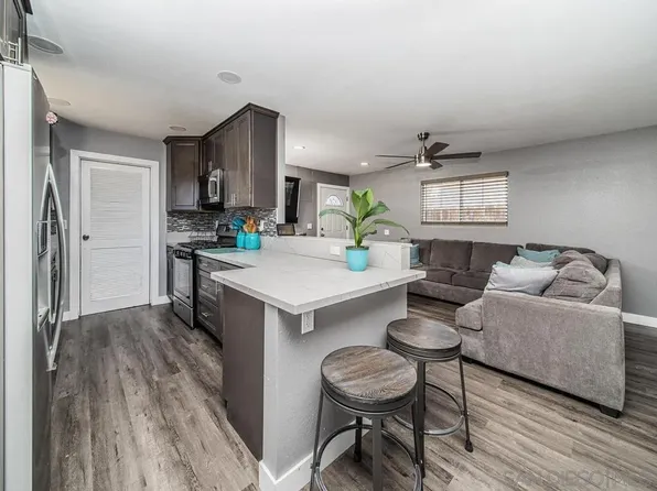 3998 Marvin St, Oceanside, CA 92056