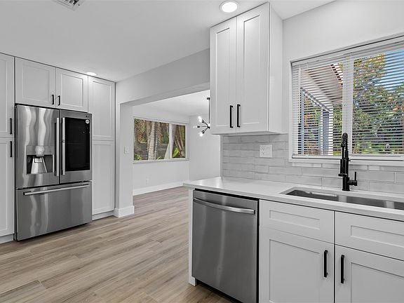 5th image of 333 NE 24th Street