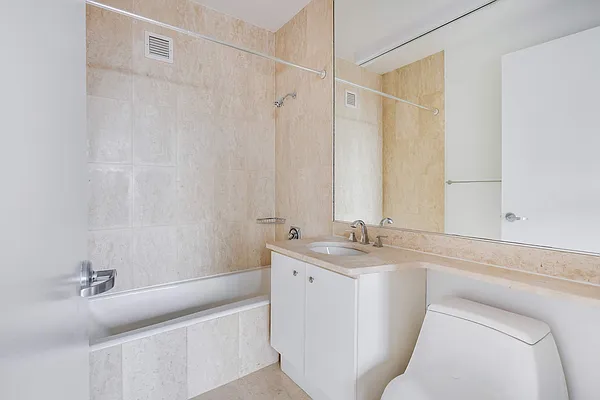 Rented by Compass | media 22