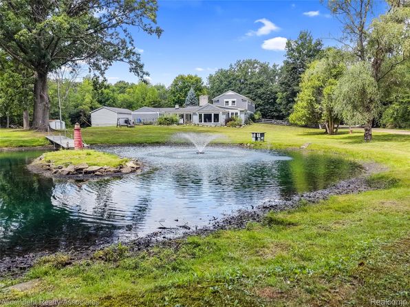 6157 Blue Beech Ct