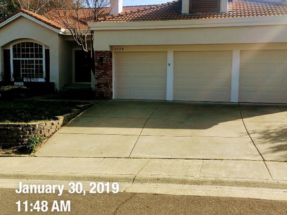 2nd image of 2728 Seminole Cir