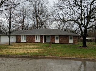 424 S Hemlock Ave, Springfield, MO 65802