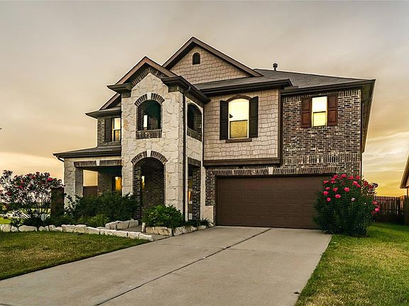 3rd image of 4407 S Vineyard Meadow Ln