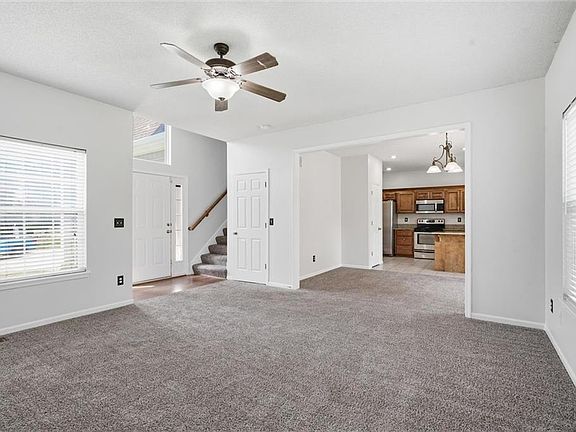 5th image of 11448 Parkview Ave