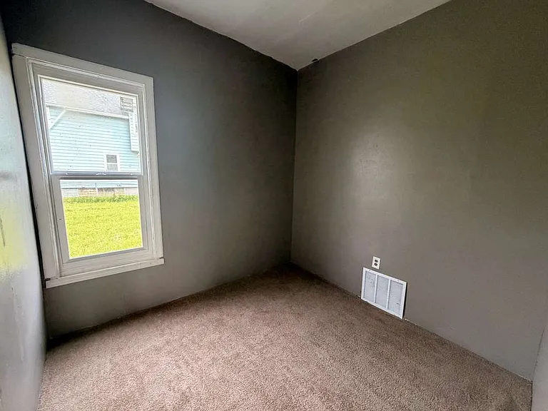 816 Orchard St — Photo 10