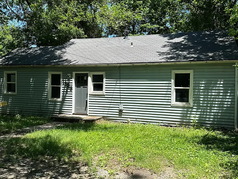 1526 Valley Rd — Photo 1