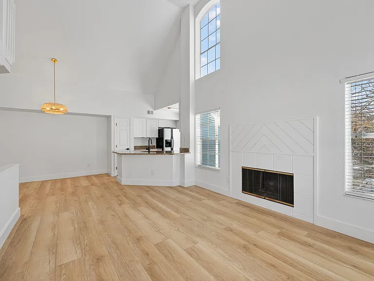 13700 Richmond Park Dr N #1105 — Photo 11