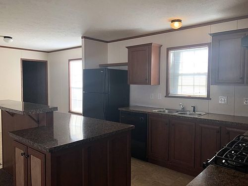 2nd image of 20649 Piedmont Dr