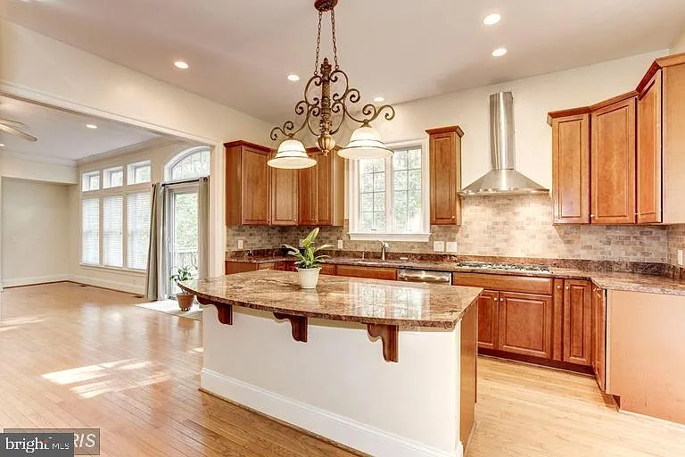 8105 Maya Ct — Photo 13