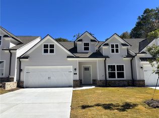 65 Village Ct #7, Cleveland, GA 30528