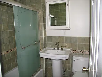 Rented by Rapid Realty Cobble Hill