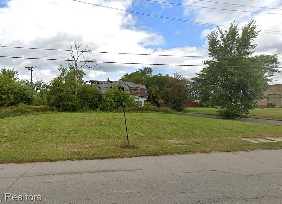 2nd image of 5501 Dubois St