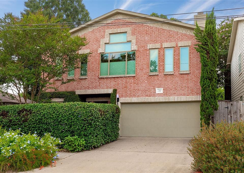 2nd image of 2310 Roy Cir