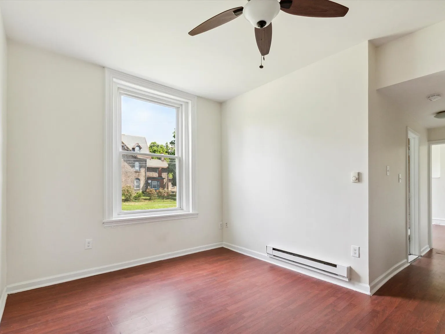 232 E Wister St — Photo 3