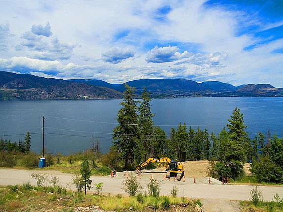 4th image of 8888 Lakeshore Rd Lot 4