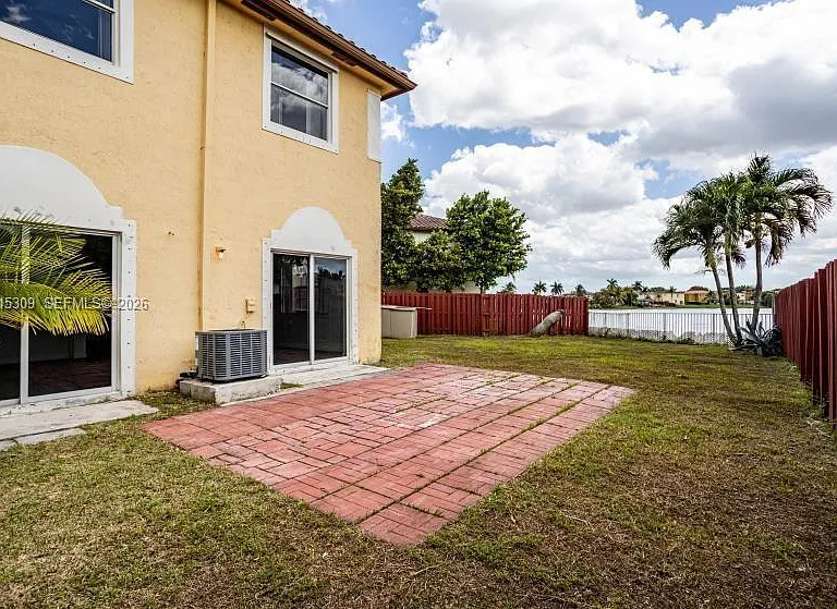 5090 SW 136th Ave — Photo 39