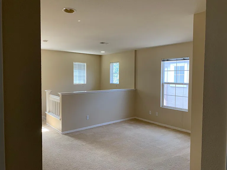 3027 Roadrunner Dr — Photo 20
