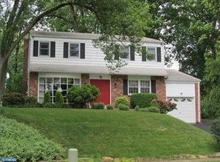 12 Elliott Rd, Broomall, PA 19008