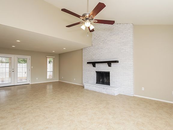 2nd image of 3854 E Windrose Dr