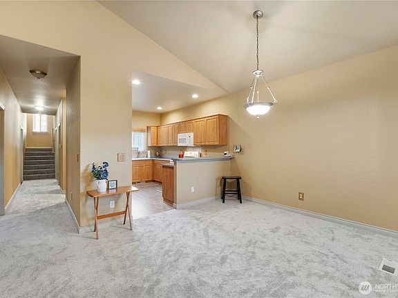 5th image of 3245 57th Avenue SE