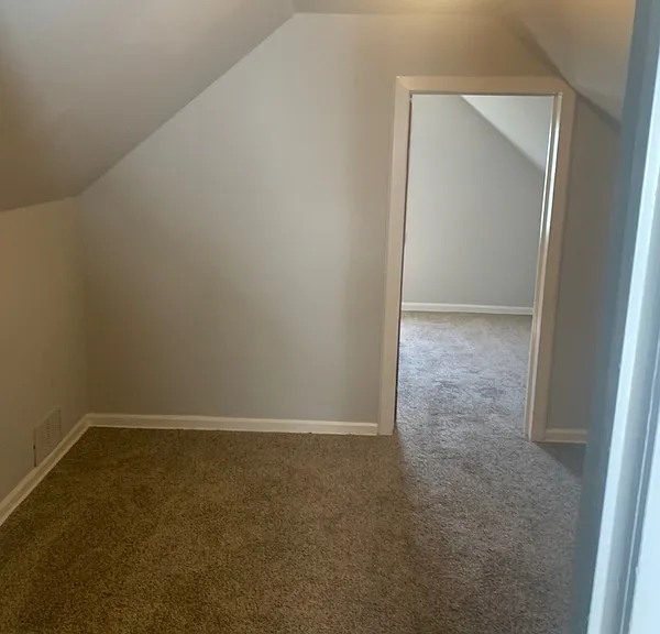 24528 Grove Ave — Photo 4