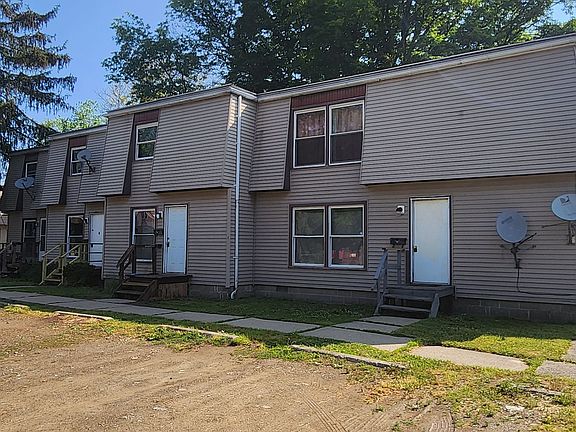 2nd image of 39 Medbury Ave APT 10