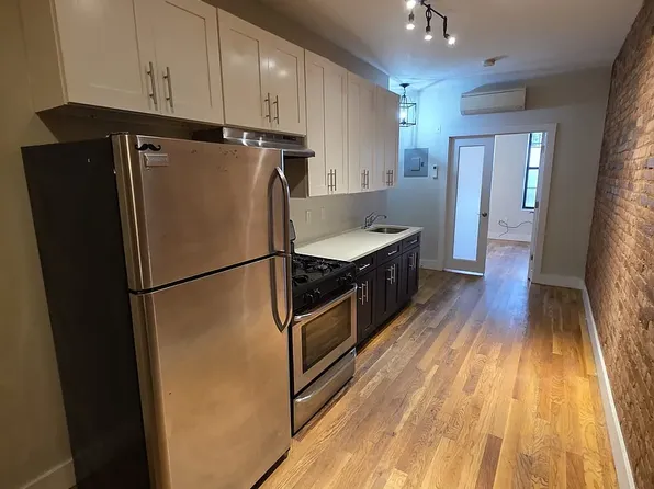 1821 Bleecker St #1AA, Ridgewood, NY 11385