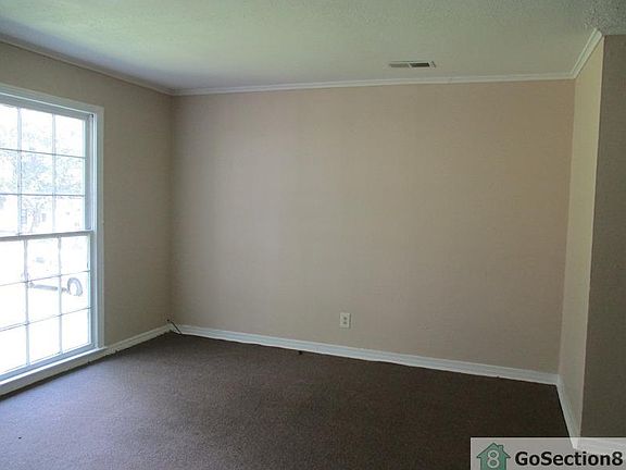 5th image of 1406 Hassett Ave